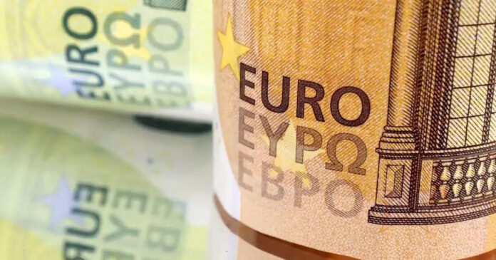 reuters euro money lefta 1 scale 2 1200x630.jpg