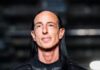 Ο Rick Owens σταματάει τη χρήση γούνας ζώων στις συλλογές του μετά από εκστρατεία διαμαρτυρίας rickowens apempe 1200x630.jpg