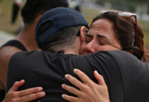 Σίδνεϊ: Εθνικό πένθος μετά την επίθεση με τους 16 νεκρούς – Πώς πατέρας και γιος σκόρπιζαν τον θάνατο επί 10 λεπτά sidnei pirovolismoi eurok1 1200x630.jpg