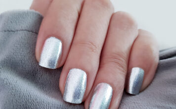 silver nails 1024x833.jpg
