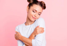 Τα σημάδια που δείχνουν ότι δεν αγαπάς τον εαυτό σου simadia.jpg