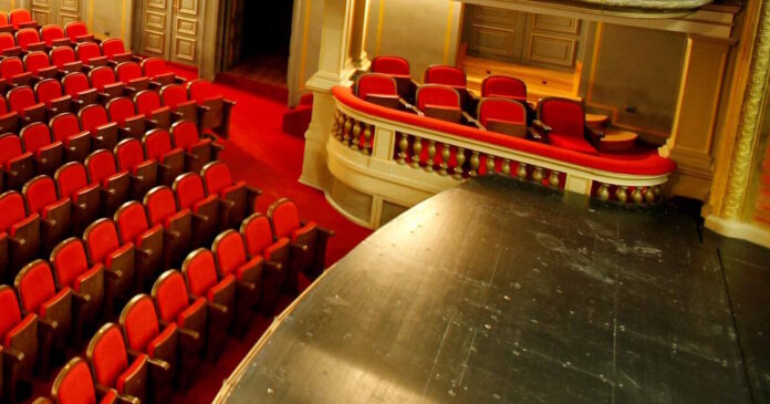 skini theatrou eurokinissi 1200x630.jpg