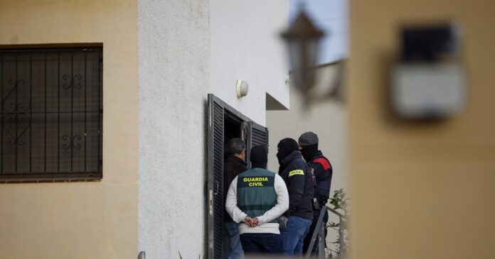 spain police 23122025 1200x630.jpg