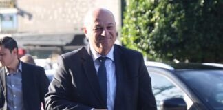 tsiaras 3 1200x630.jpg