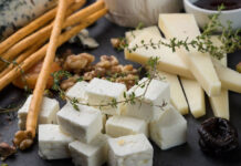 Αυτό είναι το τυρί που συμβάλλει στην καλύτερη πέψη tyri.jpg