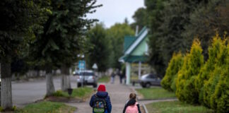 ukraine children reuters 1 1200x630.jpg