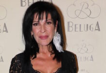 Σοφία Βόσσου για ηλικιακό ρατσισμό: Να κοιτάνε τον εαυτό τους στον καθρέφτη και να φτύνονται, να ντρέπονται vossou ndp 1200x630.jpg