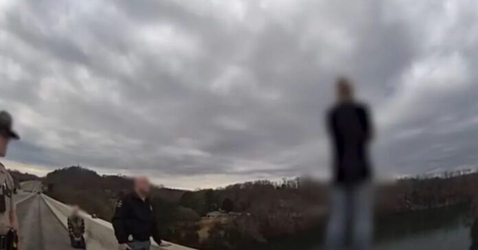 woman 1200x630.jpg woman 1200x630.jpg