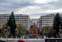 Καιρός – Κολυδάς: Βροχές μέχρι αύριο – Νέα κακοκαιρία από την Τετάρτη έως το πρωί των Χριστουγέννων xristougenna eurok 2 1200x630.jpg