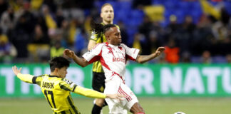 zelson martins olympiakos kairat reuters 1200x630.jpg