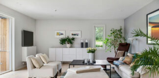 076a5a342070bea1a2666c24a1eb746a L.jpg