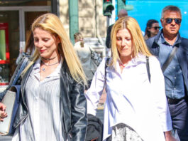 0bdccc922f268834e810bf8b761fcc4f L.jpg