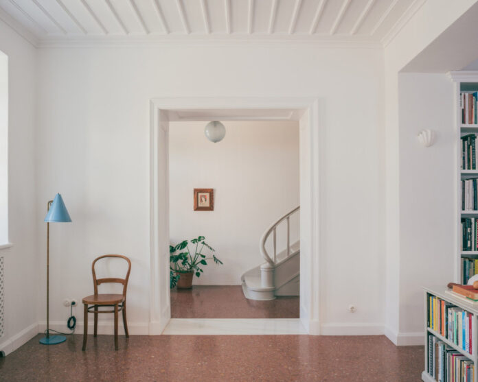 1157cce5549f34669190eff88c36b53c L.jpg