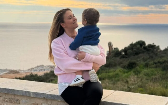 11a000e92f30b3862b2b92492685c1f8 L.jpg