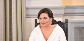 1d5f00b2ad765d694ab0037ddc412840 L.jpg