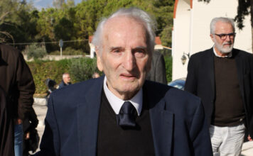 1e4912f215d26626b5f442e9bbc2bb7c L.jpg