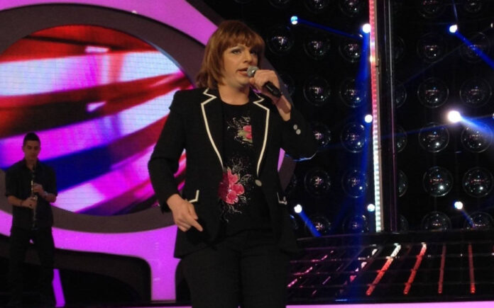 228fe2b8d379349f2f6c966438610c4a L.jpg