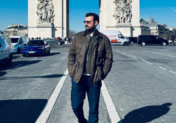 2e47bc5cf8842d59292996e29ddb2b77 L.jpg