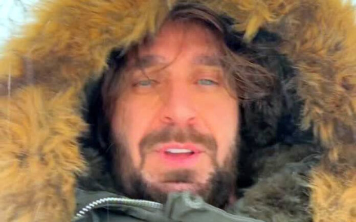 3c0a20ff4eea5c5648880757229f66ff L.jpg