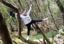 Δανάη Μπάρκα: Επικίνδυνες αποστολές σε βουνά και ποτάμια και ένα τσικ πριν πάθει… Αρναούτογλου αγκαλιά με την Μπουκιά 418d8b9dbc39bc1a335b2e6c5c0686ed L.jpg