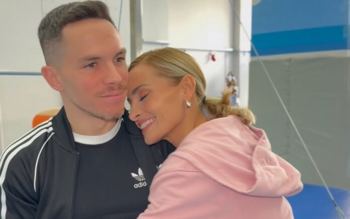 4407a0b9ebde1f64adf6e89c5b6499b5 L.jpg