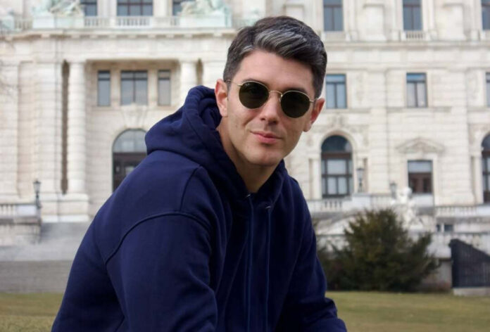 4f1325521d399f7ff7d569f269f6c5f7 L.jpg 4f1325521d399f7ff7d569f269f6c5f7 L.jpg