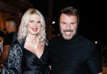 58f1def86e20bd39e1ccc29228b84bc4 L.jpg