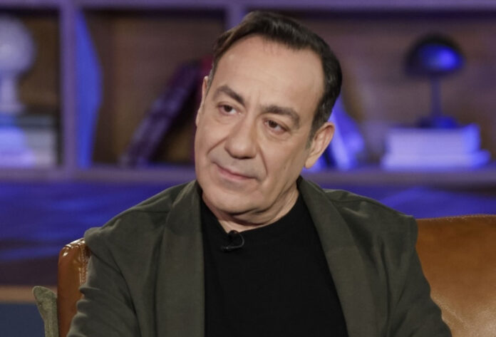 5fe16022733e7f99b25f59a318bdc042 L.jpg