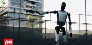 83be2f53 tennis robot og.jpg