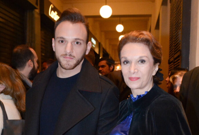 842f6128cfee25fb27b49d5c2718a26b L.jpg 842f6128cfee25fb27b49d5c2718a26b L.jpg