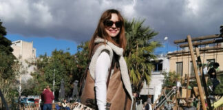 88031d21a31b5856bf9b4276790a12a0 L.jpg