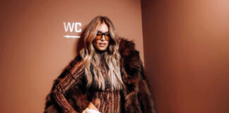 8a5b7e27f33e41a084a5eb6fd2720e19 L.jpg