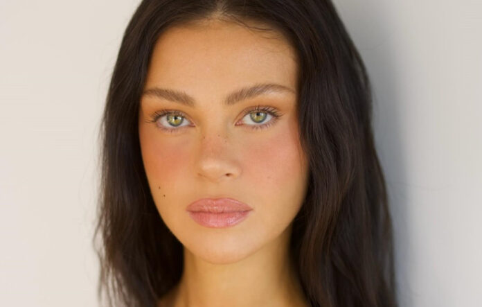 906d3bf3677779e683f8d42f9e47c6f1 L.jpg