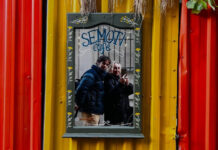 978317f09bcf2a0e6f496a0a428bb7cf L.jpg