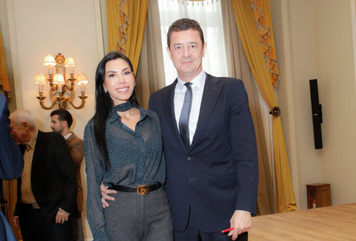 97985a8c335882ac64c84deac546766b L.jpg