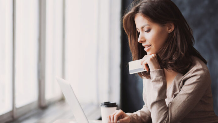 Ilektronikes Agores.jpg