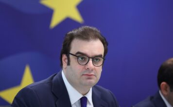 Kyriakos Pierrakakis 1 2.jpg