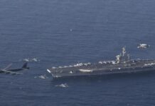 Ο Ντόναλντ Τραμπ επιμένει για το Ιράν: «Μεγάλη δύναμη» του αμερικανικού ναυτικού κινείται προς τον Περσικό Κόλπο abraham lincoln associated press 1200x630.jpg