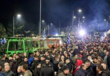 Σε Χατζηδάκη και Τσιάρα παραπέμπει το Μαξίμου τα μεμονωμένα αγροτικά μπλόκα που ζητούν διάλογο με τον Πρωθυπουργό agrotes 3 1200x630.jpg