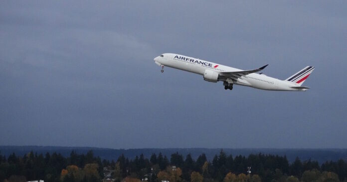 aiport france flight 1200x630.jpg