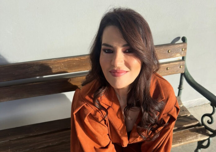 b09076bcc782d2b0ef3d0f6f3a7a3f5c L.jpg