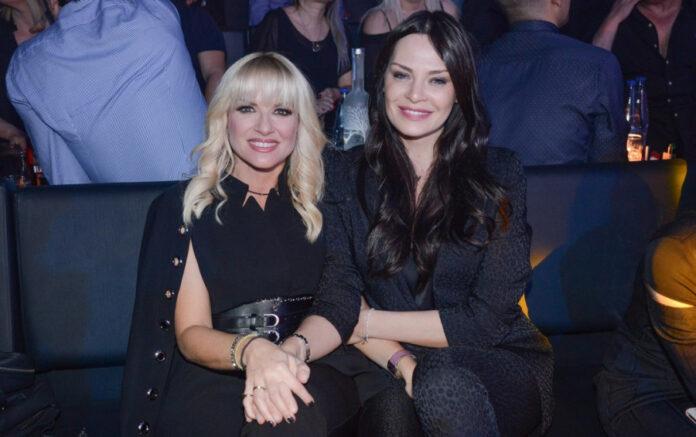 b1fca5900ce3e24b2b85765f2b5e3a2f L.jpg