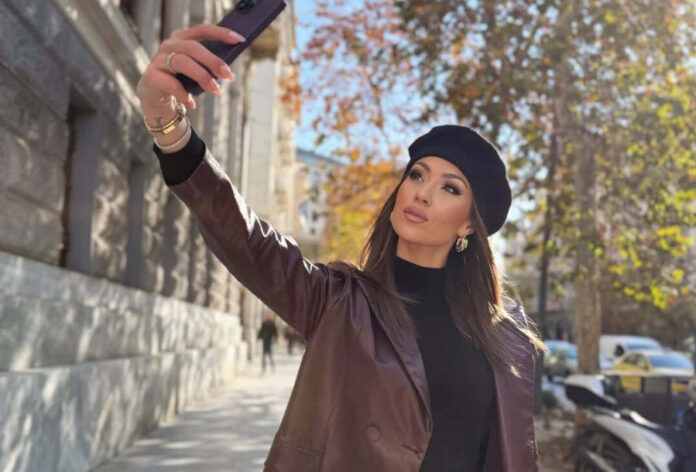 b753f9b1fa5a3acfd2c70a95139397e8 L.jpg b753f9b1fa5a3acfd2c70a95139397e8 L.jpg