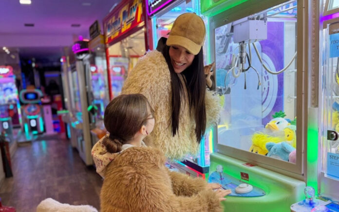 b86dabd9f437034c2e75f57dfb5e55aa L.jpg