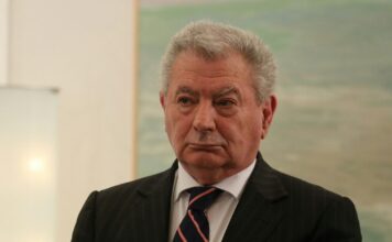 balyrakis 1200x630.jpg