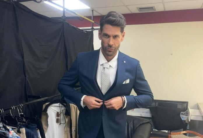 bc37589a0a445fd349ddab4fec9cb1fc L.jpg