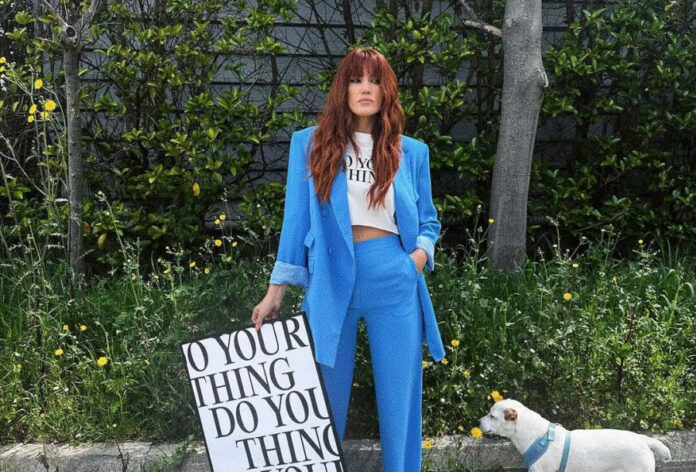 bc6e64b06051eb9c1abc6fefd2d1bf01 L.jpg