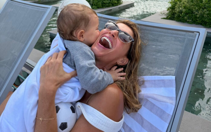 c53a03672f08e8f4b71a4df7a98b70ea L.jpg