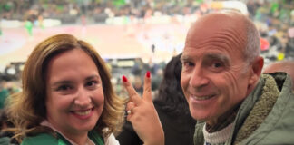 cbbc917b4eb6763f3ff04cc69058bb7f L.jpg