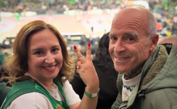 cbbc917b4eb6763f3ff04cc69058bb7f L.jpg